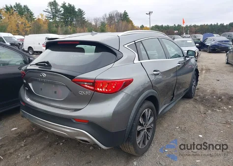 2017 Infiniti Qx30 Premium z USA, uszkodzony, nr VIN SJKCH5CRXHA036407